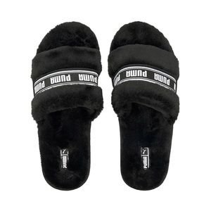 NWT PUMA Women’s slipper size 9
